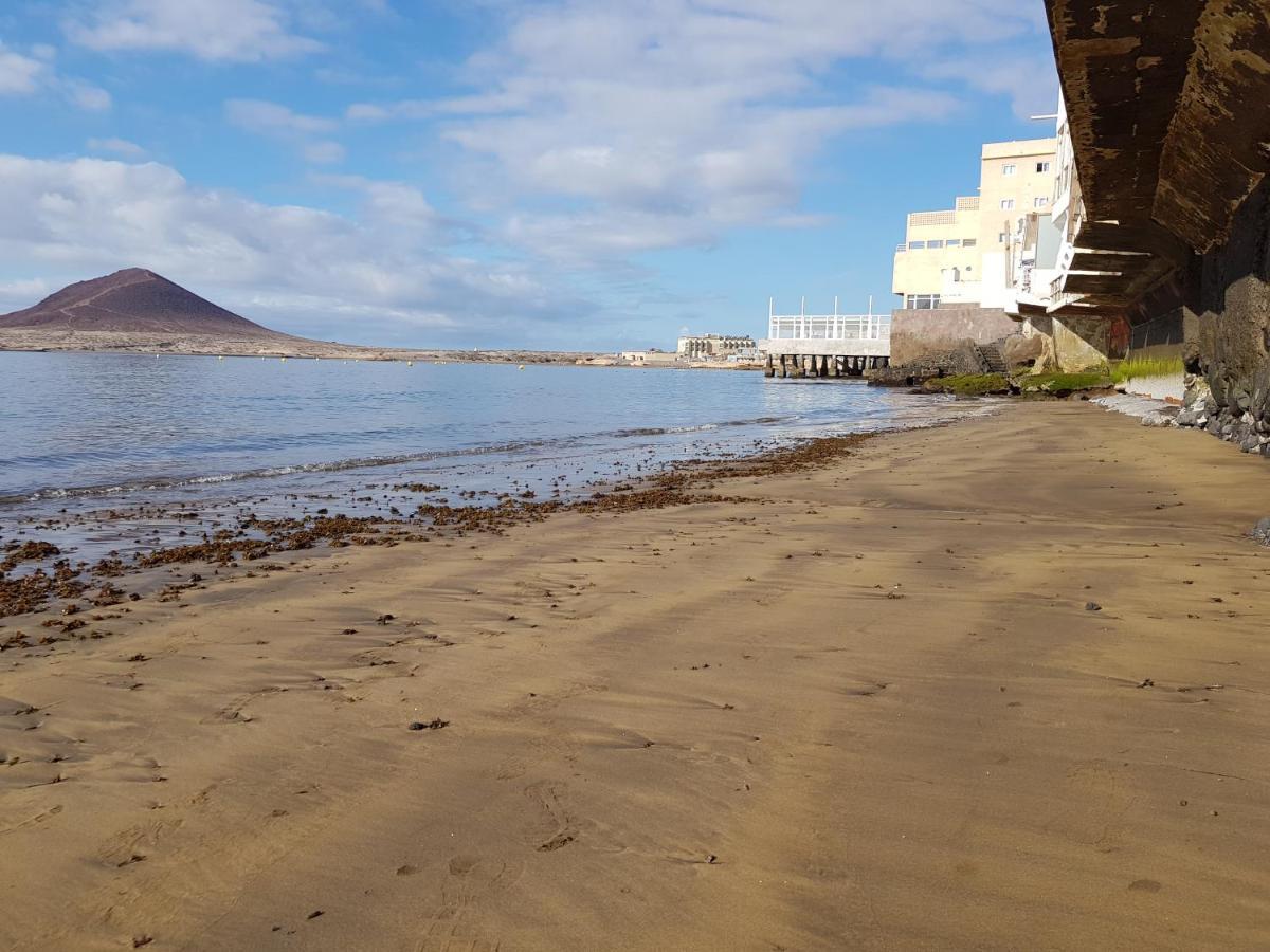 Alquilaencanarias El Medano Pika, Center And Beach Exterior photo
